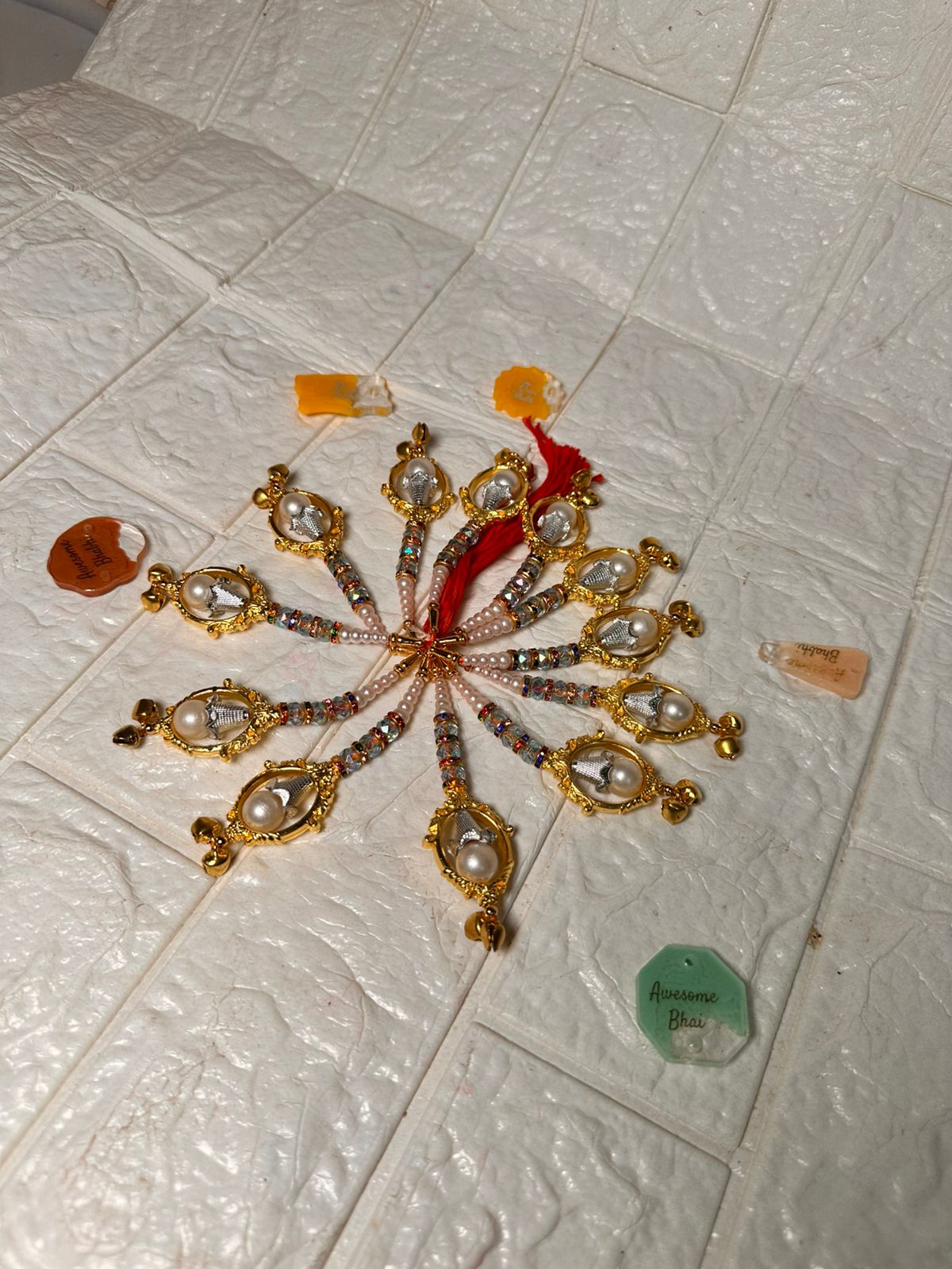 lumba rakhi latkan