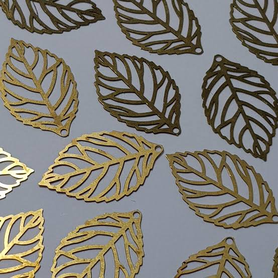 Metal Leaf patti for resin art